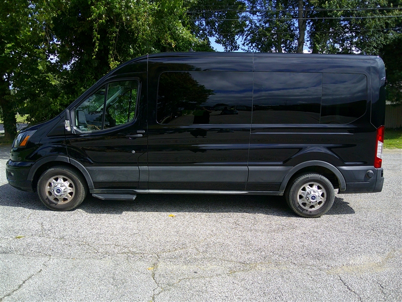 ford transit passenger van 2025 1FBAX9CG3SKB00585 image ford transit passenger van 2025 1FBAX9CG3SKB00585 image